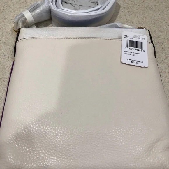 COPY - Coach Rainbow Crossbody Bag - Picture 6 of 8